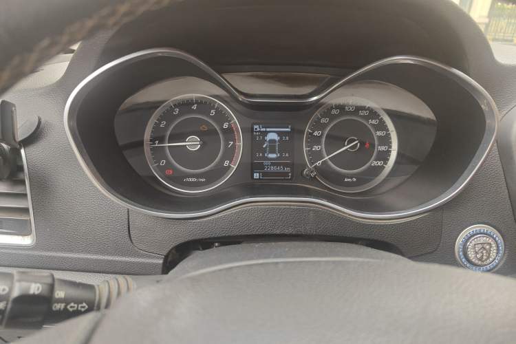 Used Baojun 560 2017 Rhythmic Edition 1.5T Manual Premium Model Instrument Cluster
