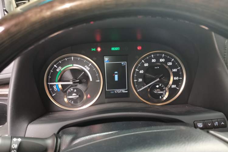 Used Toyota Vellfire 2021 Crown Dual-Engine 2.5L HV Prestige Edition Instrument Cluster