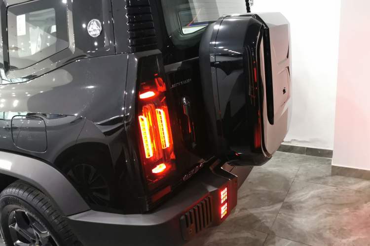 Used JETOUR Traveler 2025 2.0TD DCT XWD Cross-country