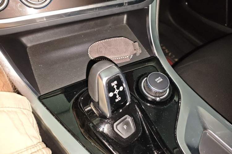 Used Lynk & Co 01 EM-P 2018 1.5T PHEV Jing Guo V