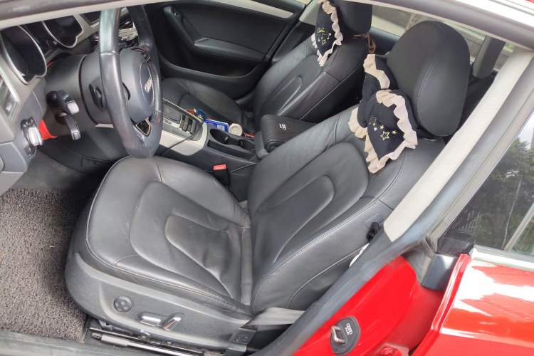 Used Audi A5 2014 Sportback 45 TFSI Left Front Seat