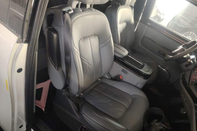 Used Zeekr MIX 2025 Long-Range Intelligent Driving Edition
