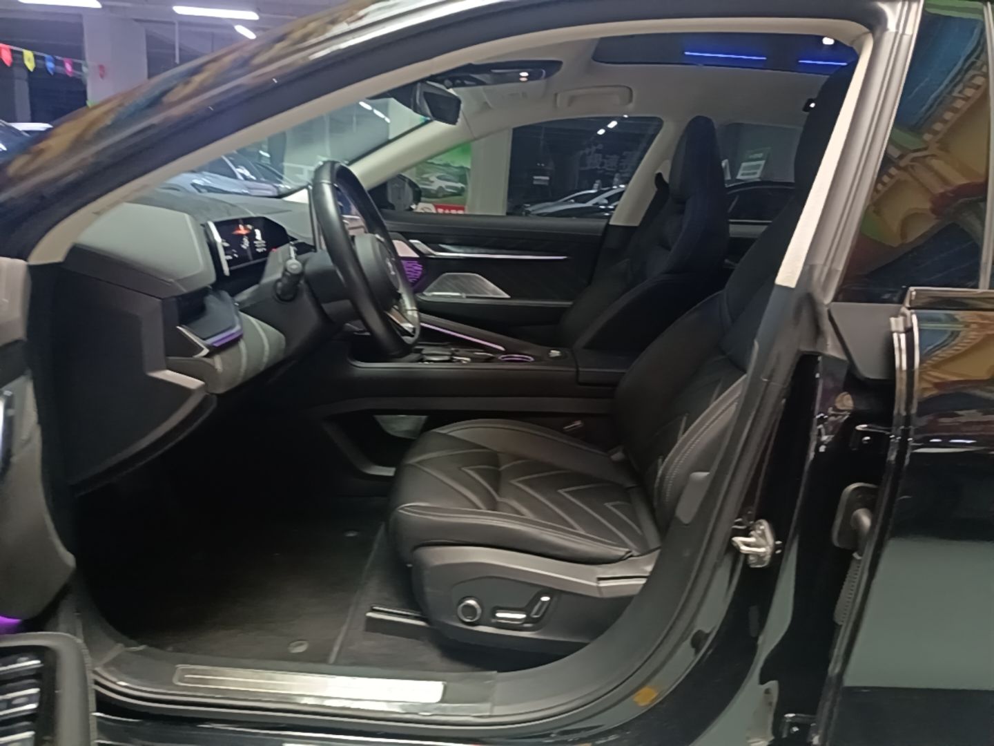 Zeekr 001 2023 WE Edition 86 kWh — снимка 17