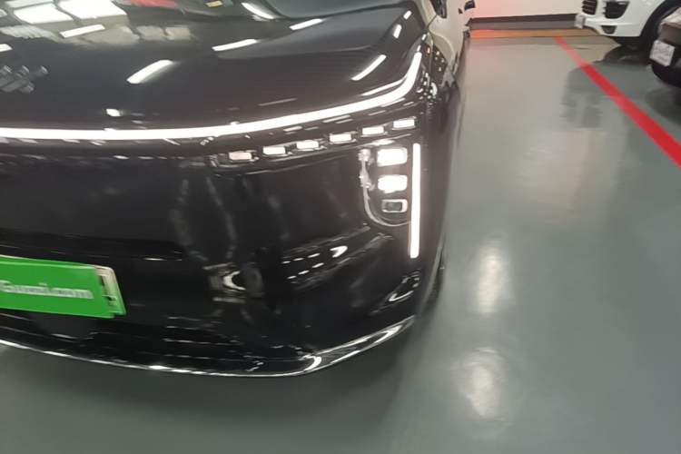 Used IM LS9 2026 Model 66 Ultra Left Front Headlight