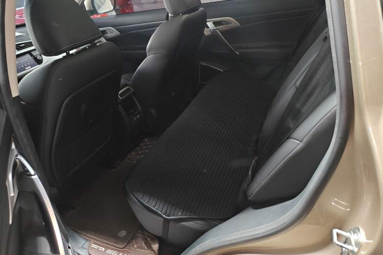 Used Geely Auto Emgrand X7 Sport 2020 1.8TD DCT Two-Wheel Drive Smart Connect 4G-Enabled Version