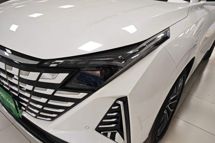 Used Changan UNI-Z New Energy 2025 Model, Smart New Blue Whale 125km Battleship+ Version
