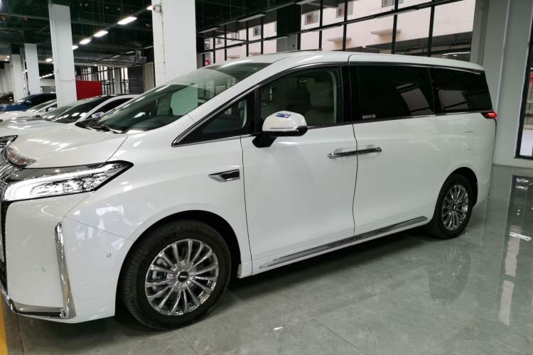 Used Wey Lanshan 2023 Four-Wheel Drive Ultra-Long Range Version
