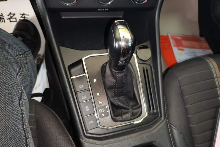 Used Volkswagen Lavida 2022 280TSI DSG Comfort Edition Gear Lever