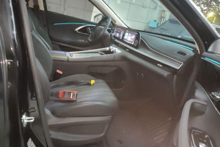 Used EXEED Lingyun 2024 400T Two-Wheel-Drive King Edition