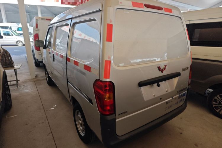 Used Wuling Zhiguang 2023 1.5L Utility Version with Enclosed Windows 2 Seats