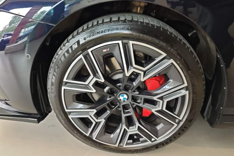 Used BMW 5 Series 2024 530Li Luxury Edition M Sport Package
