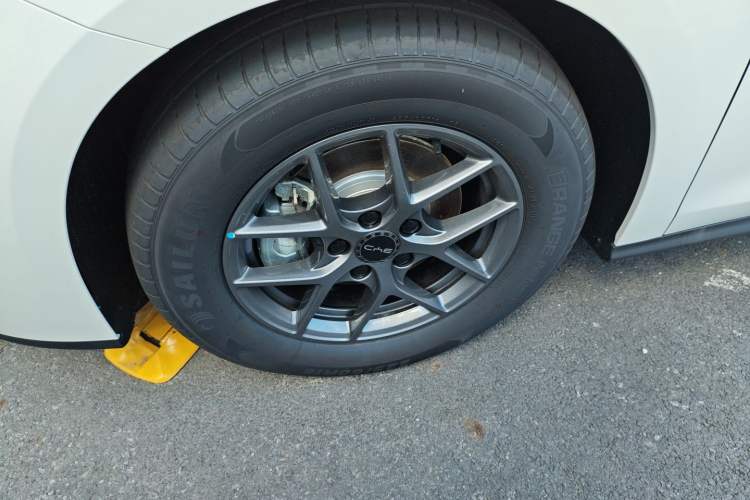 Used BYD Seal 06 New Energy 2025 DM-i Smart Drive 80KM Luxury Model
