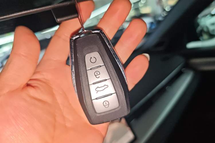 Used Geely Auto Preface 2025 Dongfang Yao 1.5TD Fuyao Edition Vehicle Key