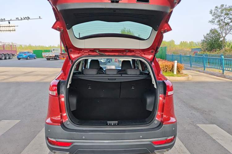 Used JAC Group Refine S3 2017 1.6L CVT Luxury Smart Model