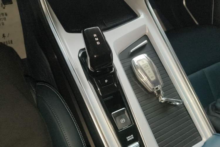 Used Geely Auto Jiajie 2023 Geely Jiaji L 1.5TD DCT Luxury Model