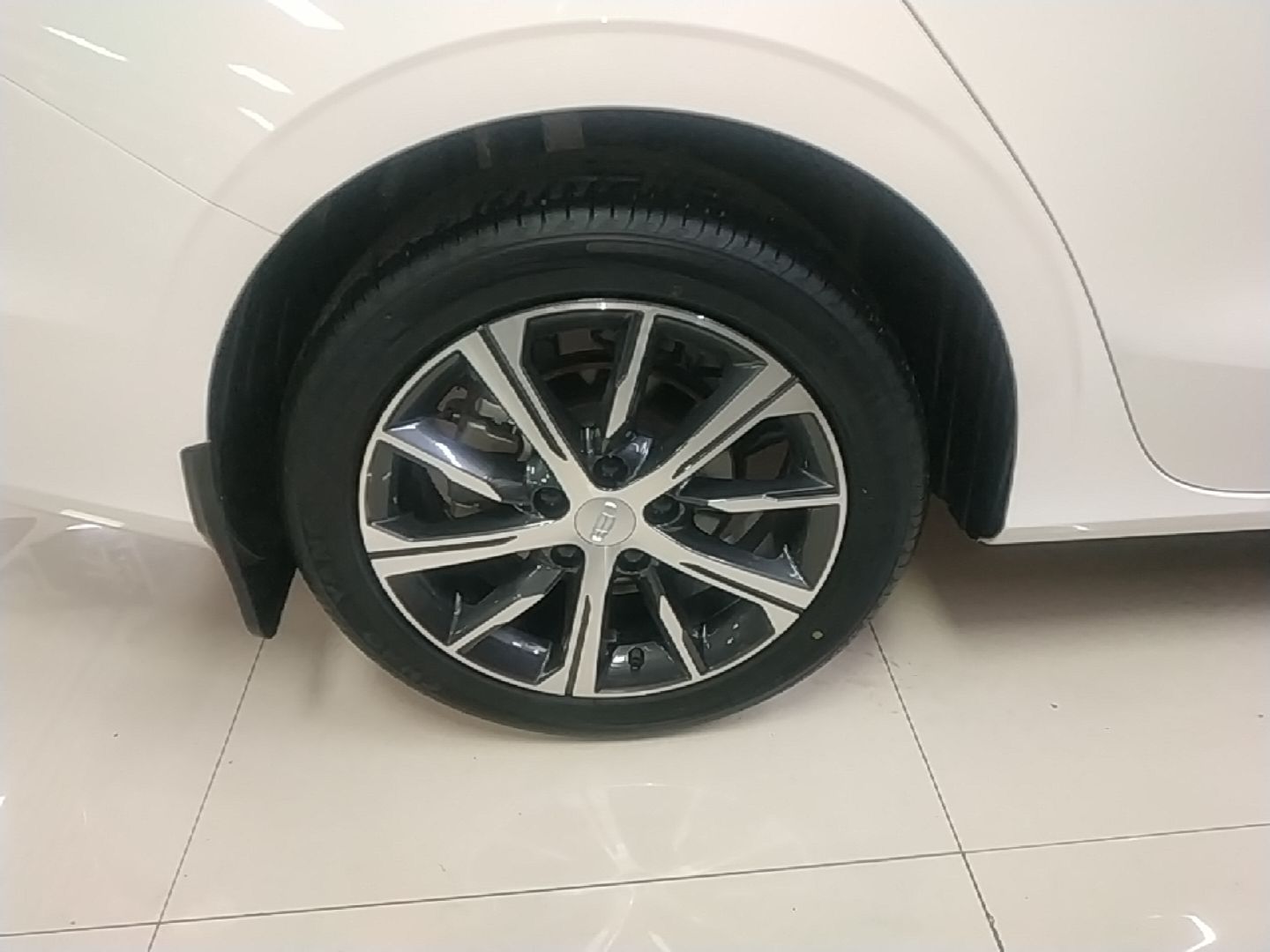 Geely Auto Emgrand 2022 4th Generation 1.5L CVT Luxury Model - Premium — снимка 11