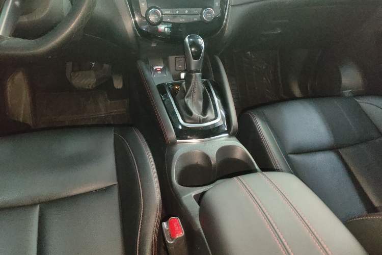 Used Nissan Qashqai 2022 2.0L CVT XV Smart Enjoyment Version Gear Lever