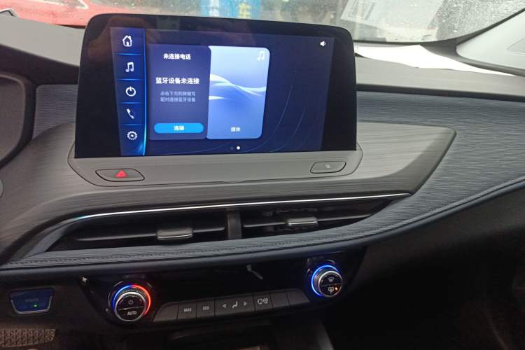 Used Buick Velite 6 2023 Revised Version 430 km Range – Commuter Edition Audio And AC Panel