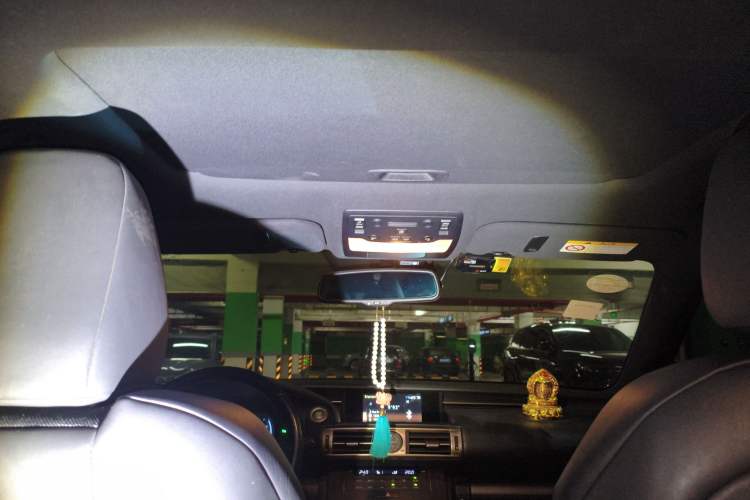 Used Lexus IS 2015 200t F SPORT