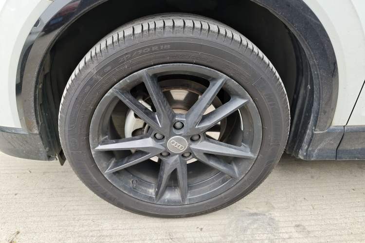 Used Audi Q2L 2021 35 TFSI Progressive Dynamic Edition