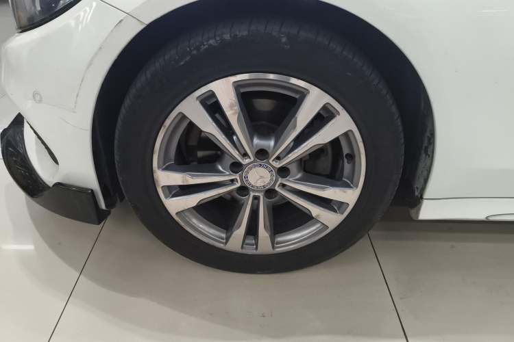 Used Mercedes-Benz C-Class 2017 C 200 L Sport Edition Left Front Wheel Hub