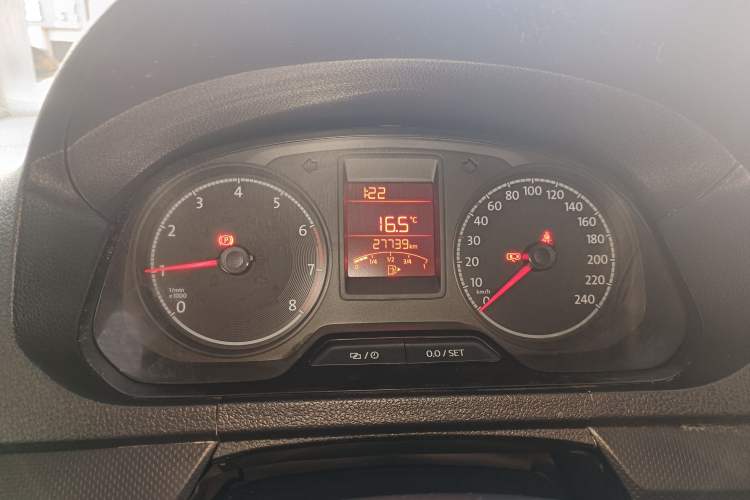 Used Volkswagen Jetta 2017 1.5L Manual Fashion Edition