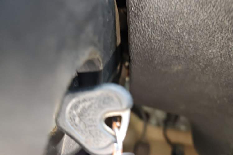 Used Wuling Zhiguang 2013 1.0L Practical Version