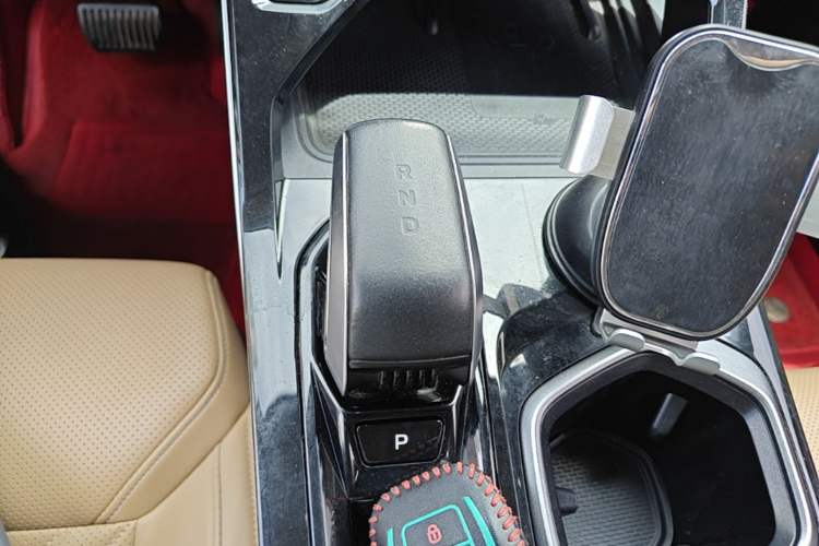 Used Geely Auto FX11 2023 2.0TD DCT Prestige Edition
