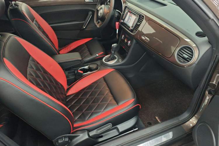 Used Volkswagen Beetle 2014 1.2TSI Fashion Edition Right Front Seat