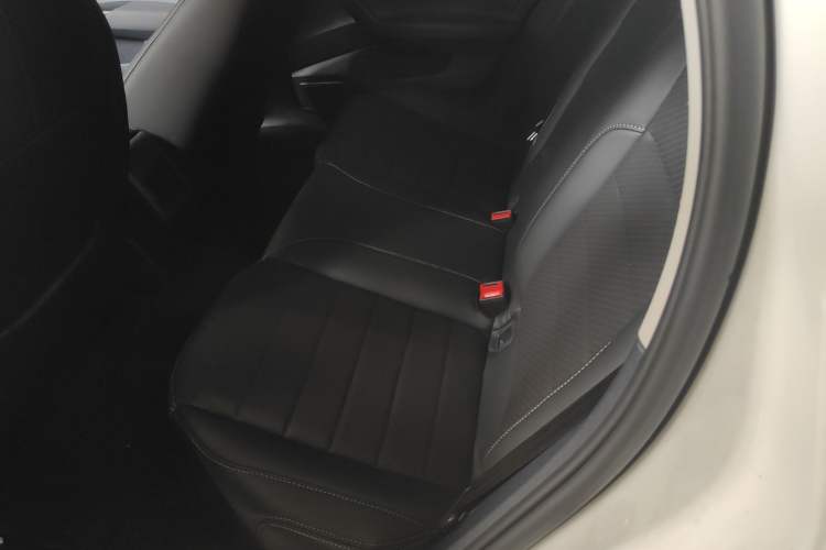 Used Volkswagen Lavida 2023 New Sharp 1.5L Automatic Excellent New Edition
