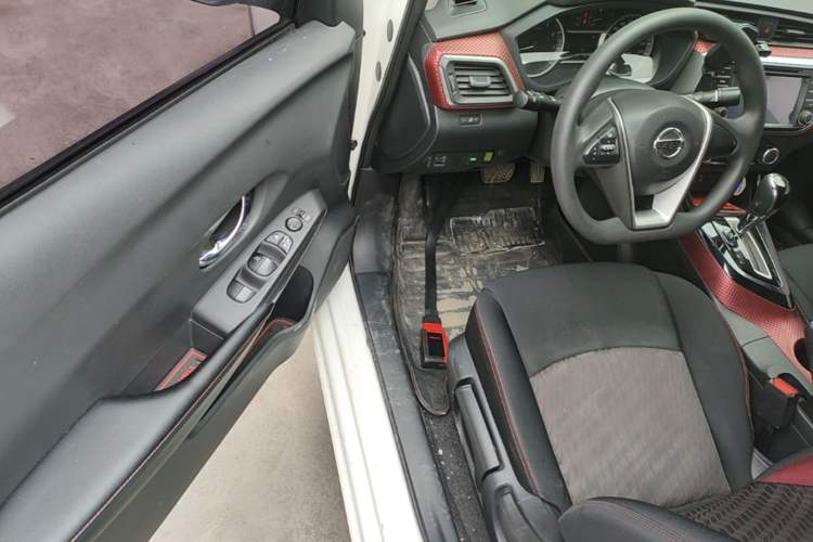 Used Nissan Lannia 2016 1.6L CVT Cool Edition
