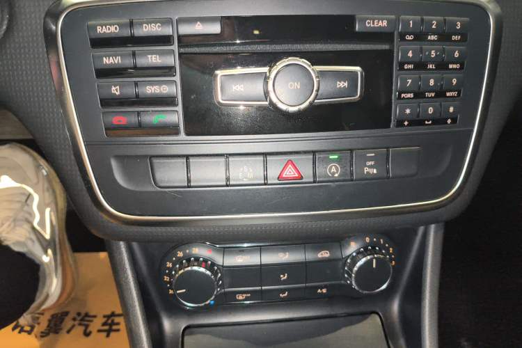 Used Mercedes-Benz A-Class 2015 A 180 Audio And AC Panel