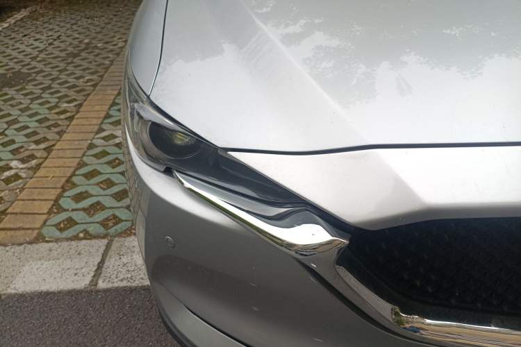 Used Mazda CX-5 2018 2.5L Automatic 4x4 i-ELOOP ZhiZun Version China VI Standard Right Front Headlight