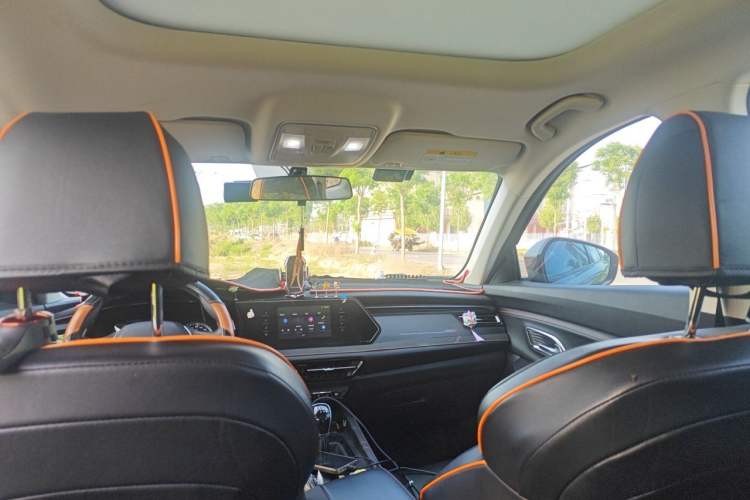 Used CHANGAN OSHAN X7 PLUS 2022 1.5T Manual Luxury Version
