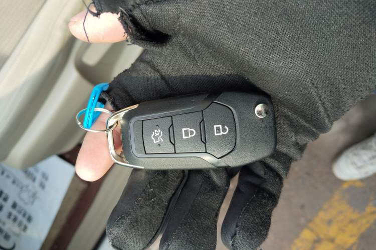 Used Ford Everest 2017 2.0T Gasoline Automatic 4x4 Elite Edition 5 Seats