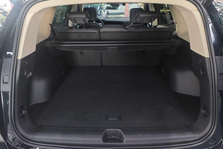 Used Buick Envision 2021 Encore Plus 652T Five-Seat All-Wheel-Drive Luxury Model
