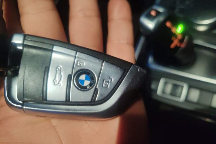 Used BMW X5 2017 xDrive28i
