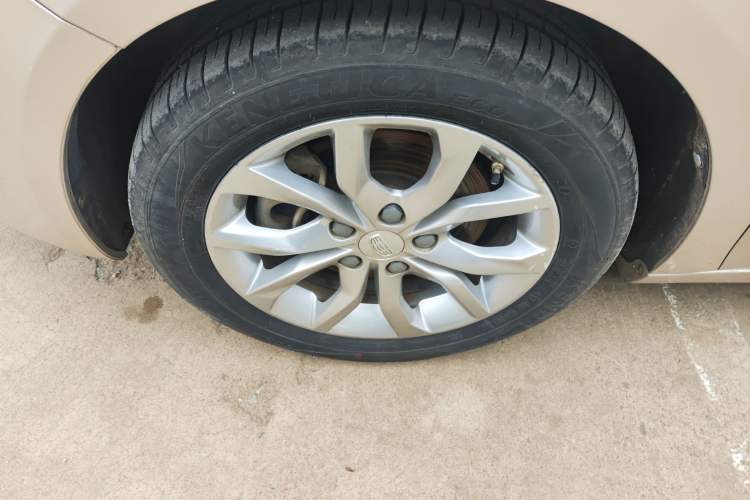 Used Geely Auto Emgrand GL 2017 1.3T Manual Elite Model
