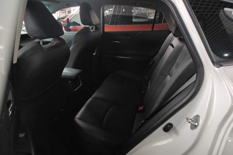 Used Toyota Harrier 2023 Dual-Engine 2.5L CVT Two-Wheel Drive Luxury Edition
