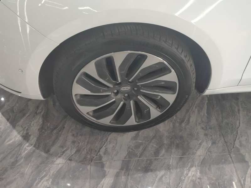 Used Hima AITO M5 2022 Extended-Range Four-Wheel Drive Performance Version — 22