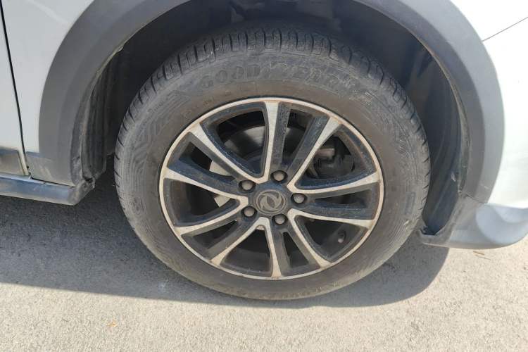 Used FORTHING S500 2016 1.5L Manual Comfort Model Right Front Wheel Hub