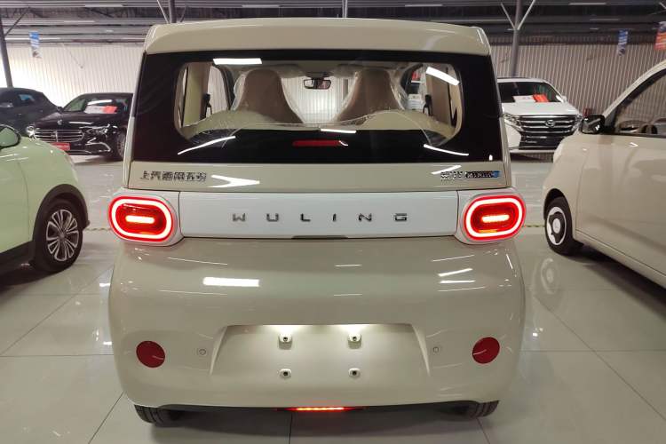 Used Wuling Hongguang MINIEV 2024 3rd Generation 215km Youth Edition Rear