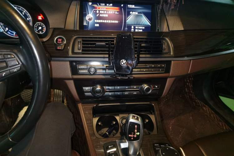 Used BMW 5 Series 2014 525Li Luxury Design Package
