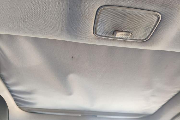 Used Kia Sportage R 2015 2.0L Automatic Two-Wheel Drive DLX Model