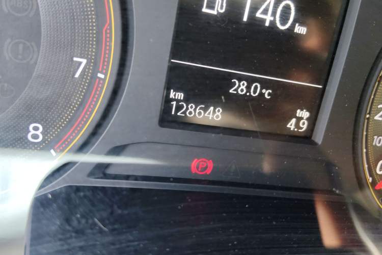 Used Volkswagen Lavida 2019 1.5L Automatic Fashion Edition China VI Odometer Close Up