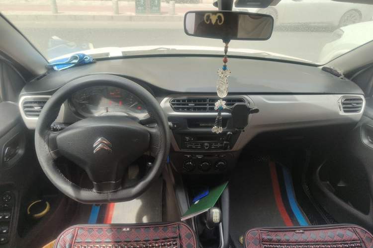 Used Citroen Elysee 2016 1.6L Manual Fashion Edition Center Console