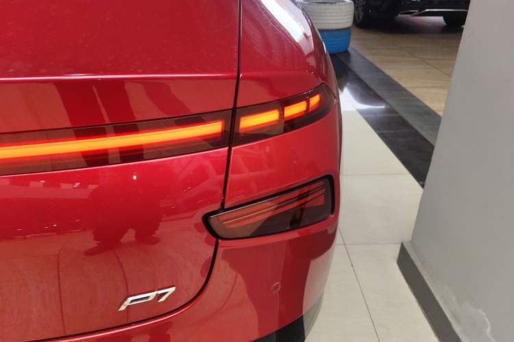 Used XPeng P7 2020 670N Right Rear Taillight