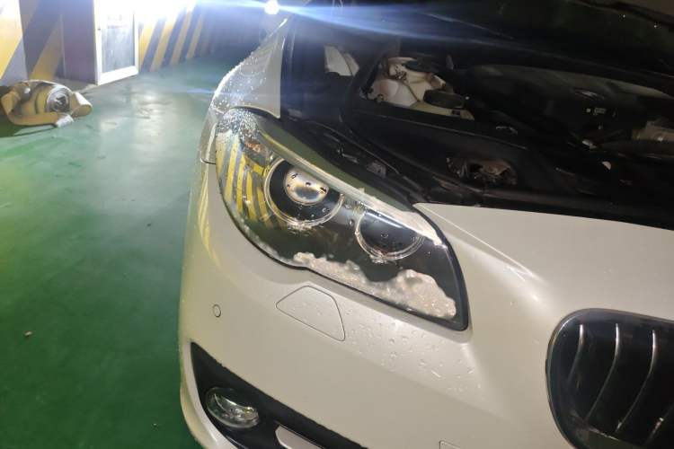 Used BMW 5 Series 2014 520Li Elegant Model
