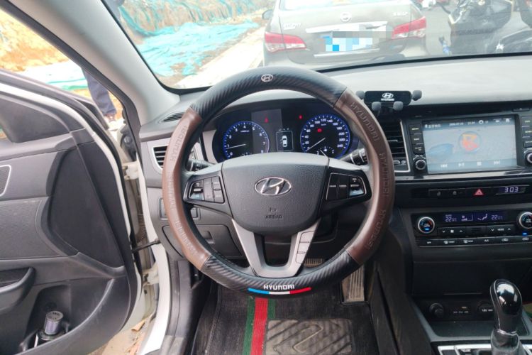 Used Hyundai Mistra 2014 1.8L Automatic Smart GLS
