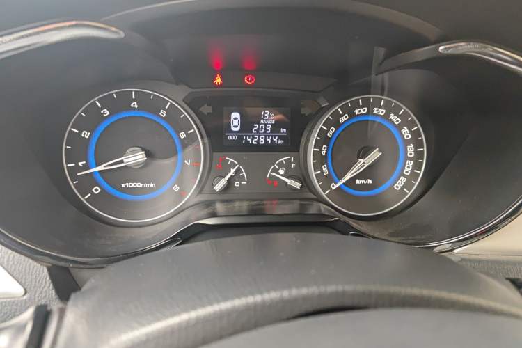 Used Changan Alsvin V7 2015 1.6L Manual Enjoyment Model China IV Standard
